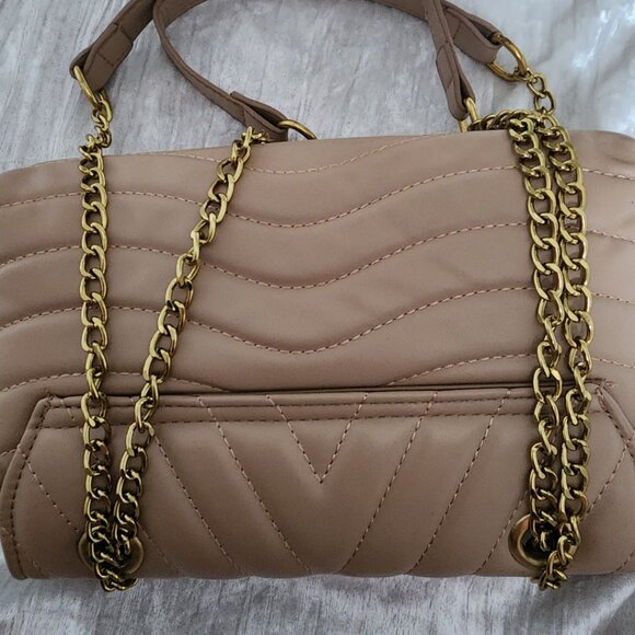 Beige quilted purse - Picture 1 of 8